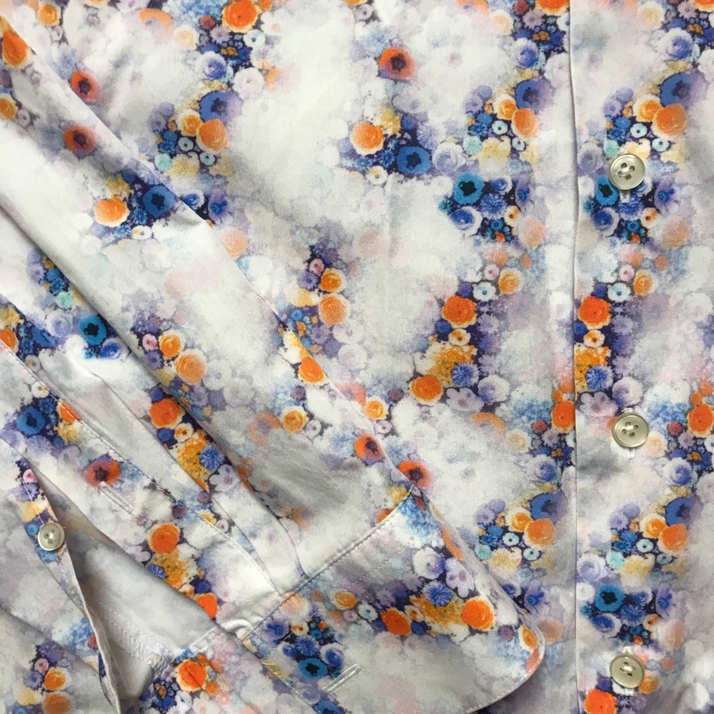 EUC Men’s Floral Button Down - Picture 3 of 5